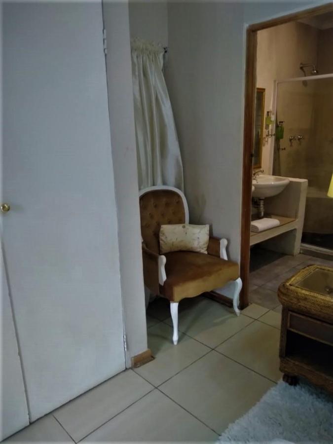 Amethyst Suites Springs  Exteriör bild